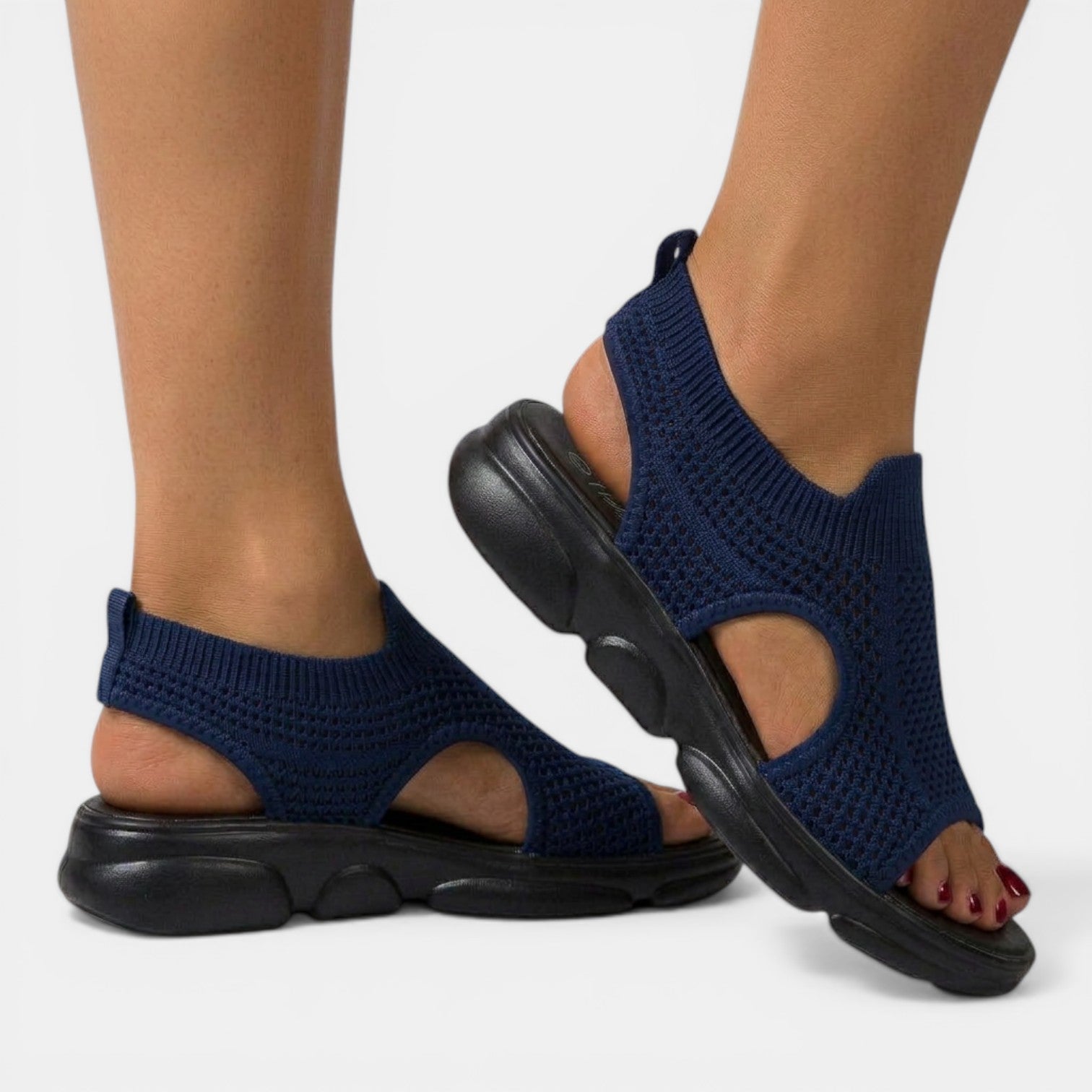 Sandali da donna in maglia traspirante con zeppa e punta aperta