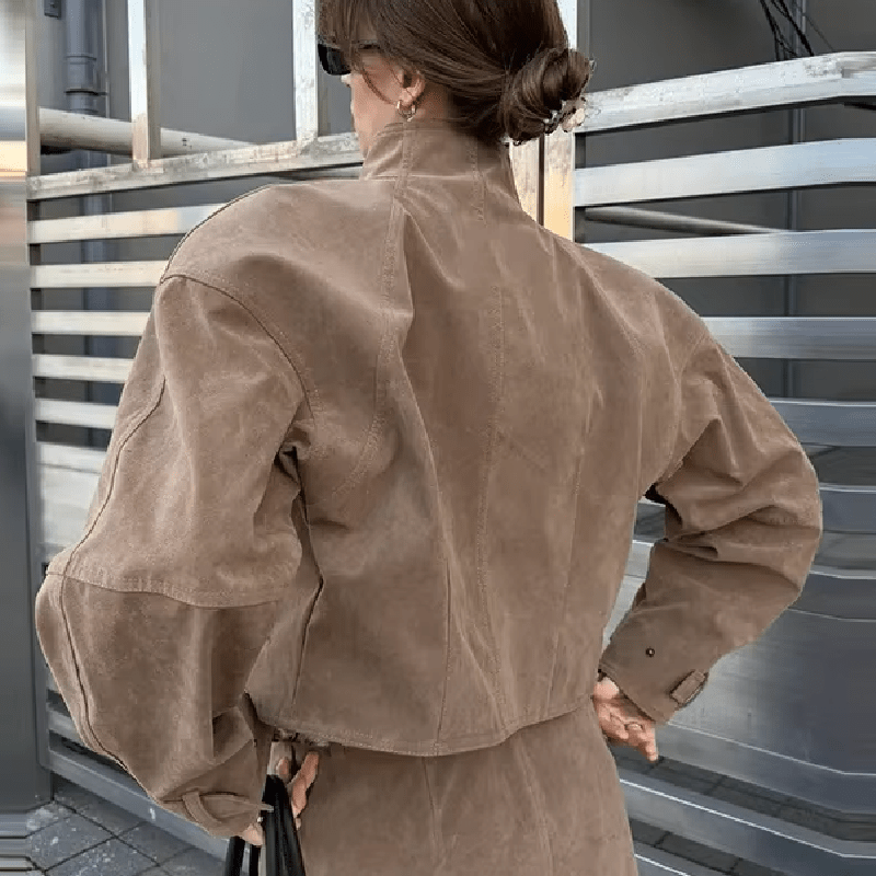Grace - Women's Relaxed Jacket with Zip Front - photo 5