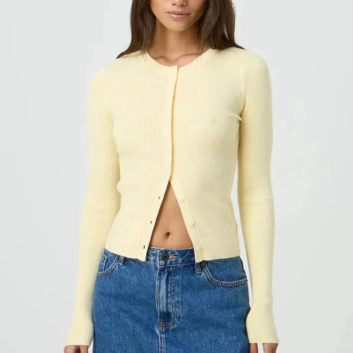 Isolde-Rae - Women's Fitted Cardigan in Knit with Long Sleeves - photo 1