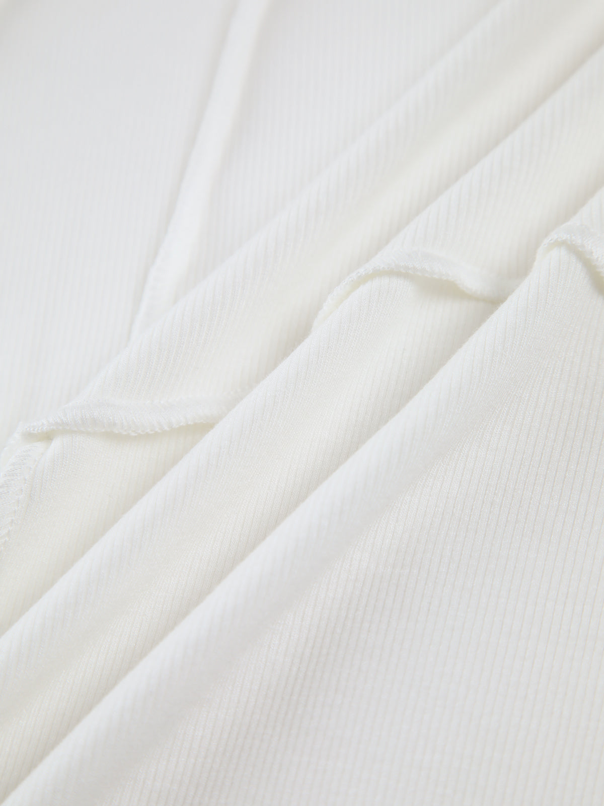 Karla - Women's Fitted Long Sleeve Top with Seam Detail - photo 3