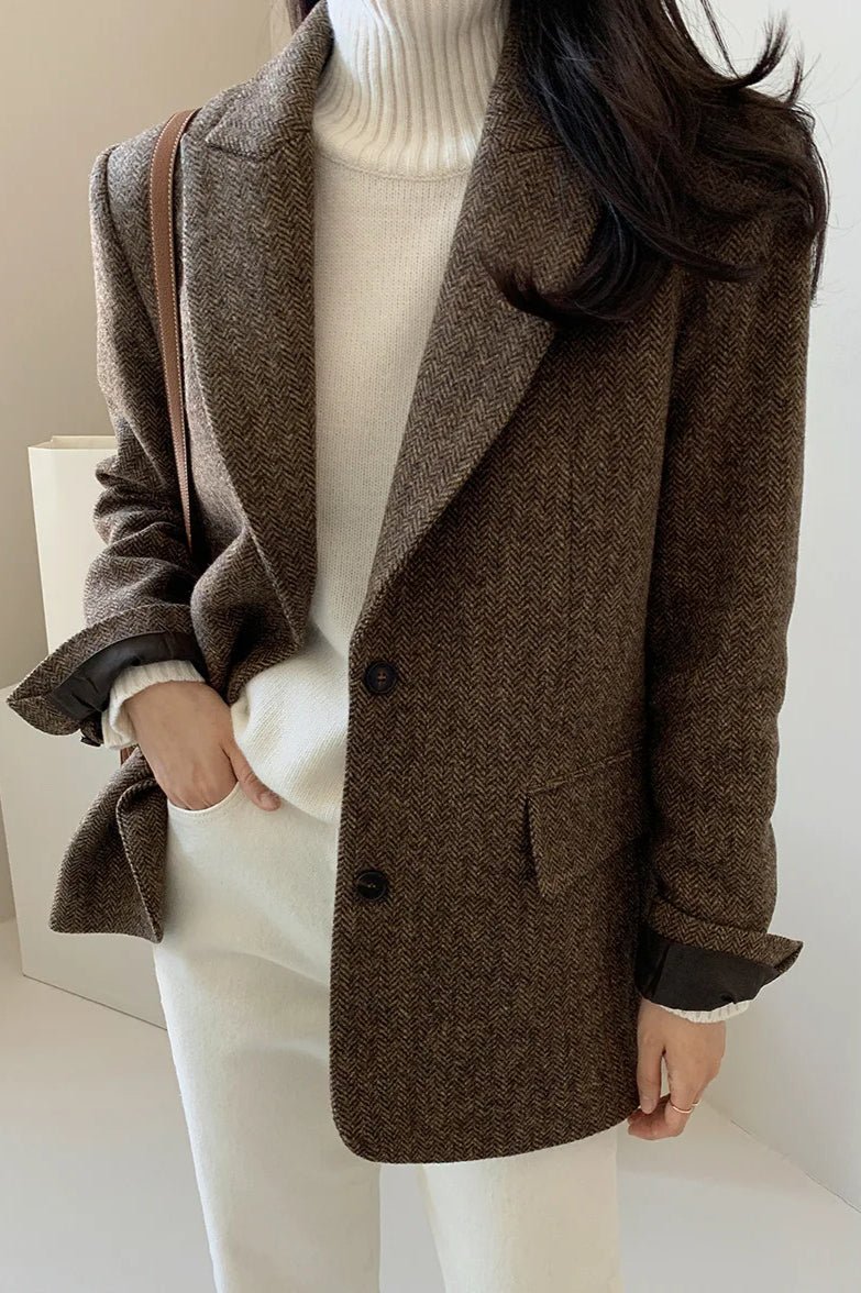Kate - Women's Relaxed Blazer with Notch Lapel - photo 3