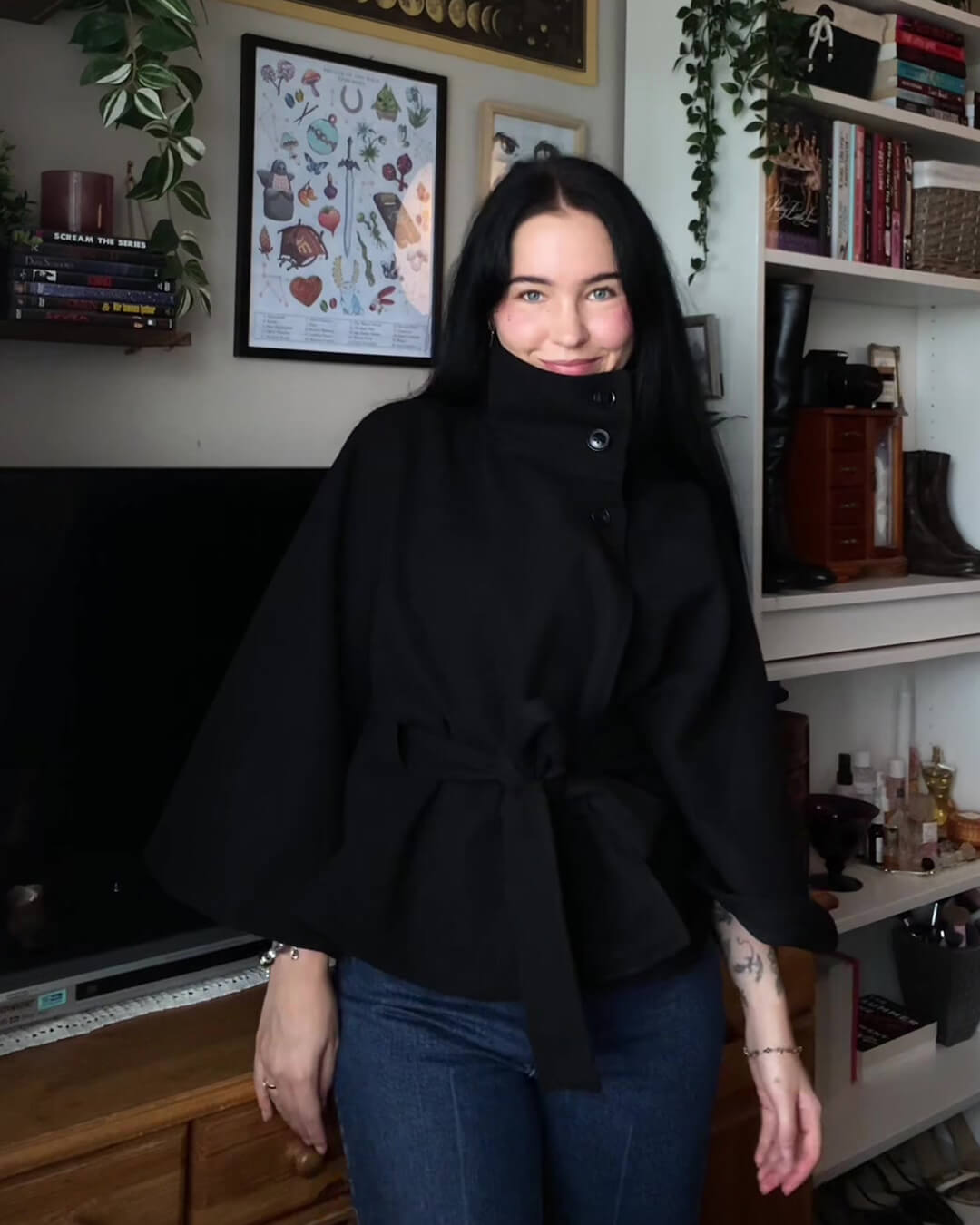Kaya - Women's Wrap Cape with Ruching - photo 7