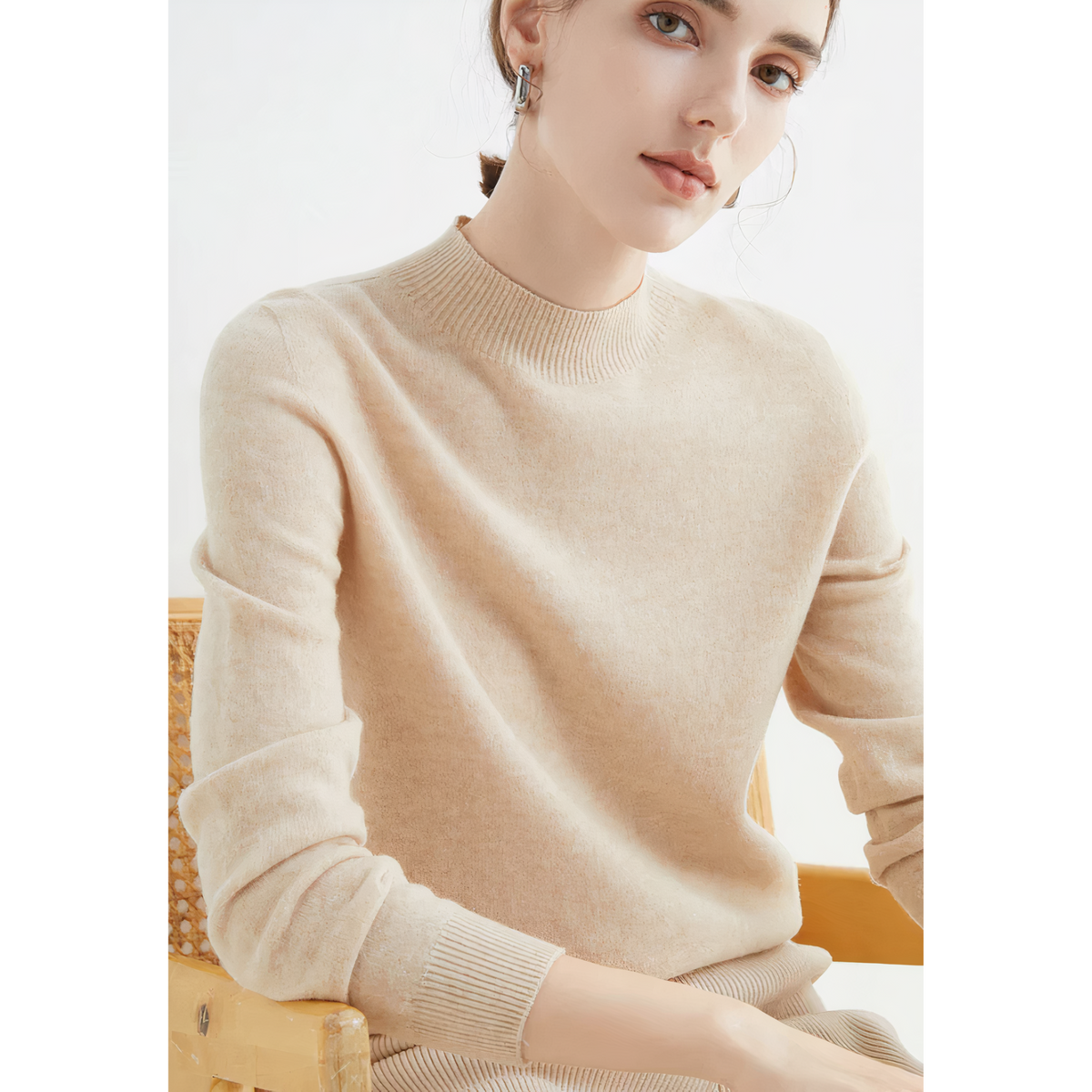 Maia - Women's Relaxed Jumper with Roll Neck - photo 13