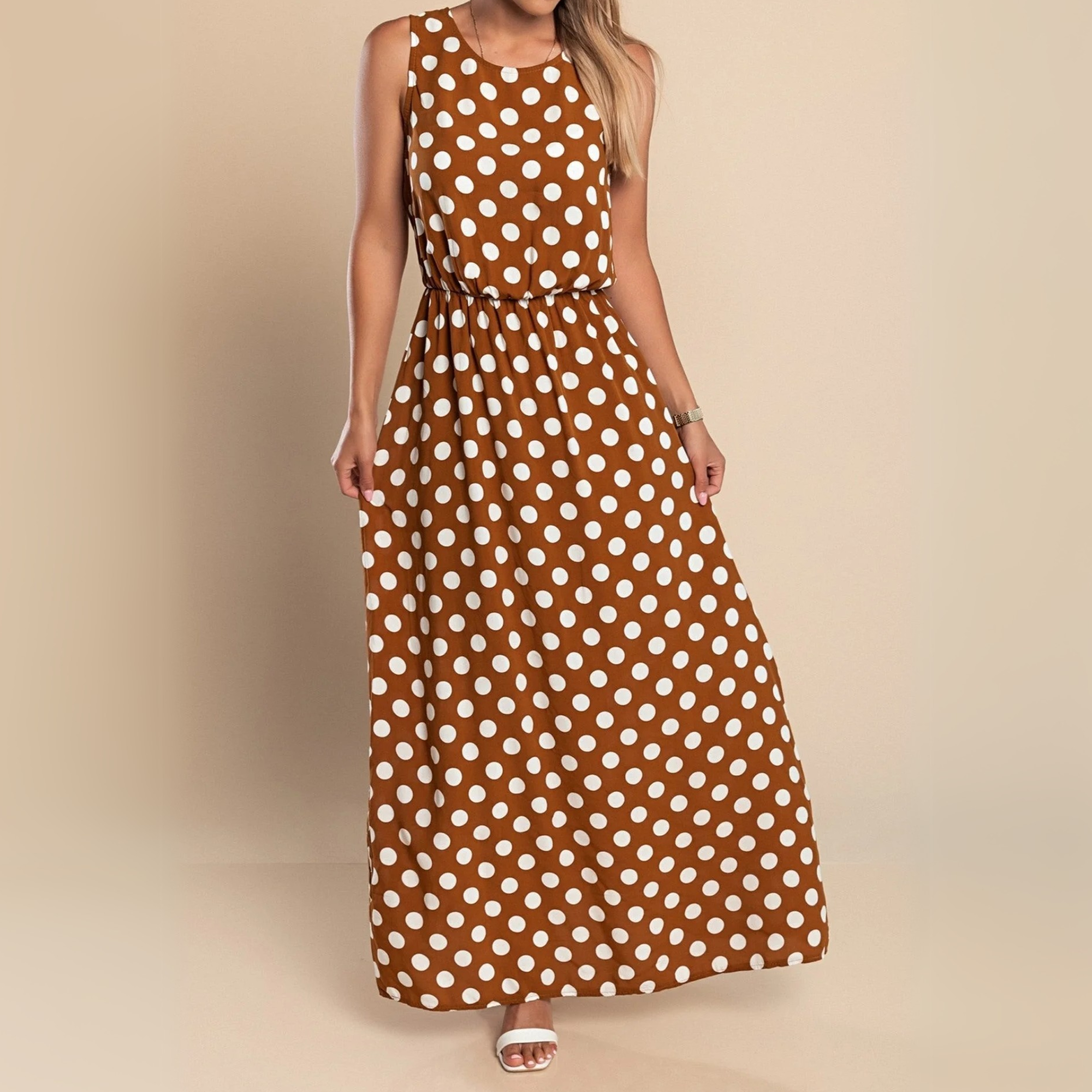Marlowe - Women's Maxi Dress in Polka Dot Print with Tie Belt - photo 4
