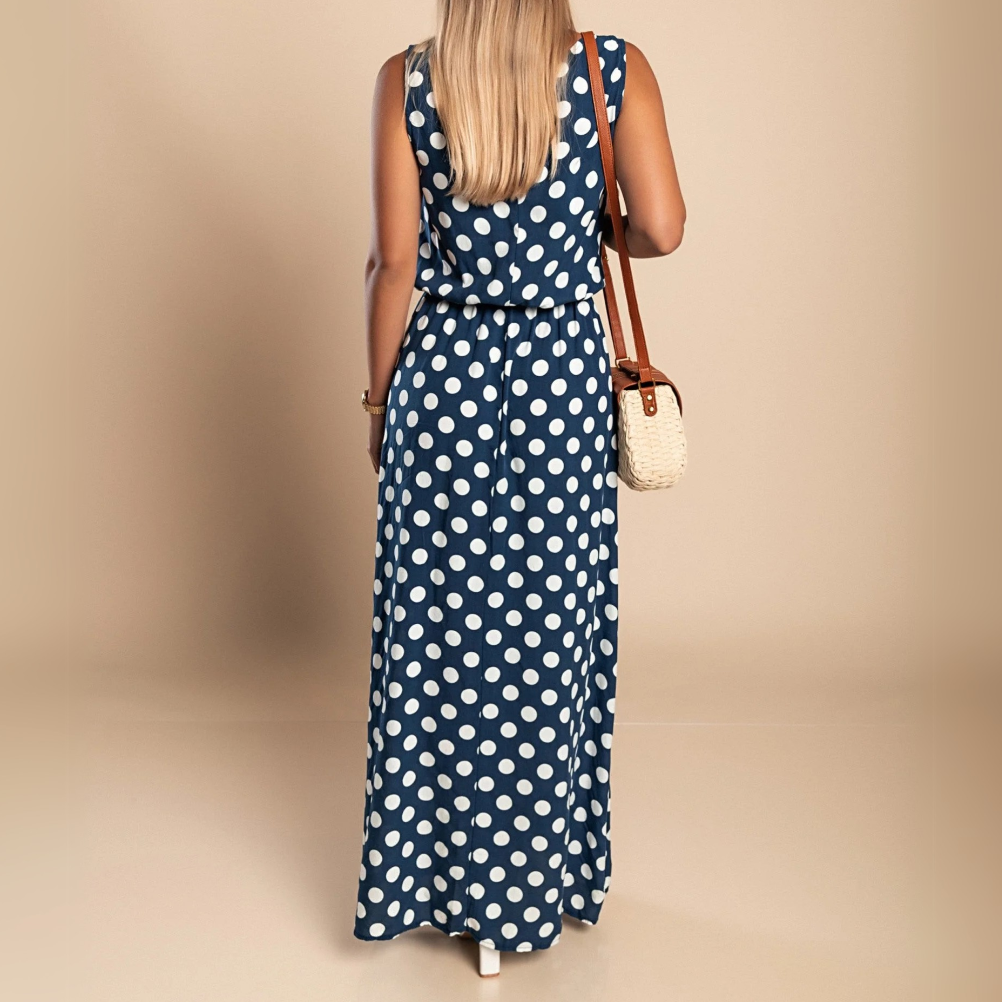Marlowe - Women's Maxi Dress in Polka Dot Print with Tie Belt - photo 5