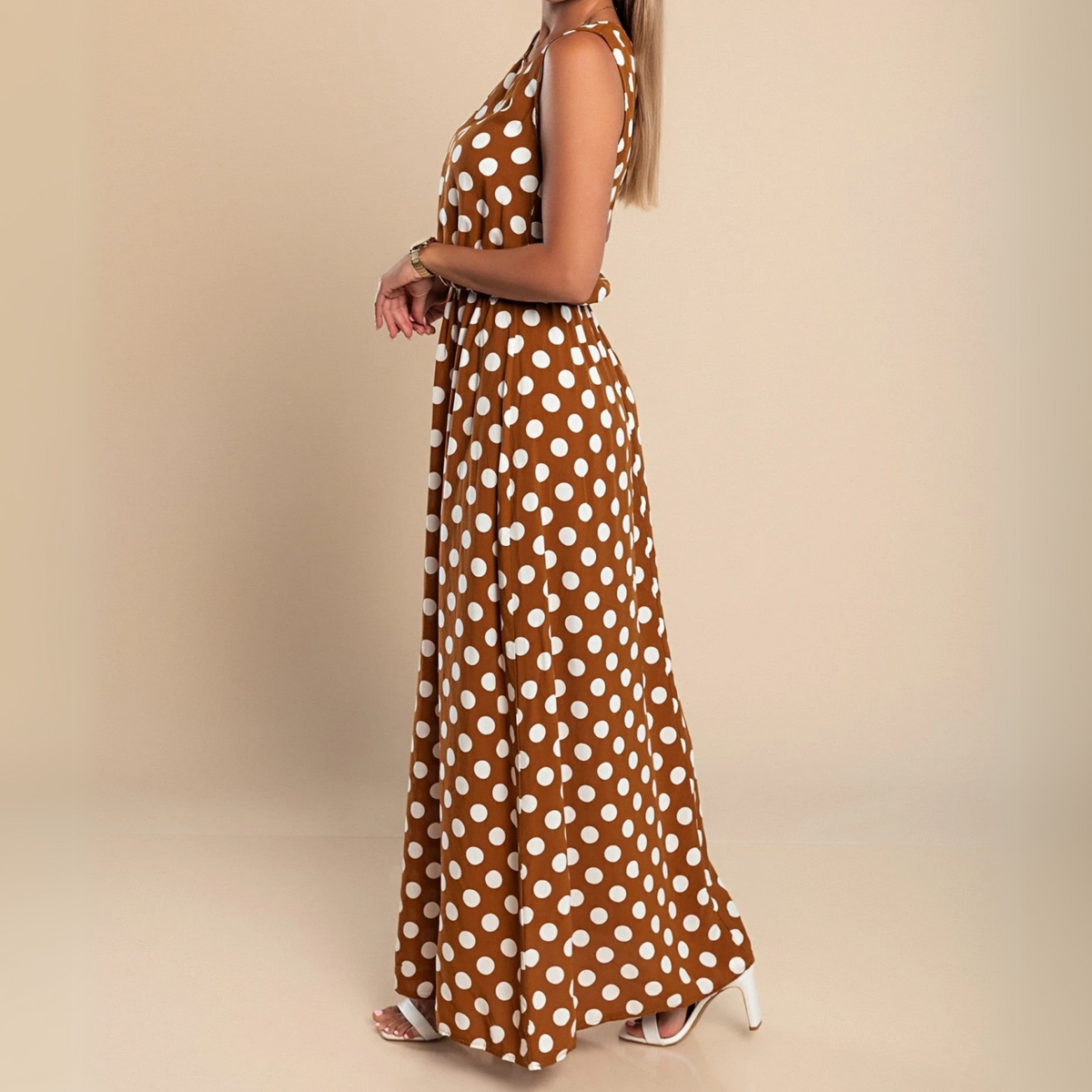 Marlowe - Women's Maxi Dress in Polka Dot Print with Tie Belt - photo 8