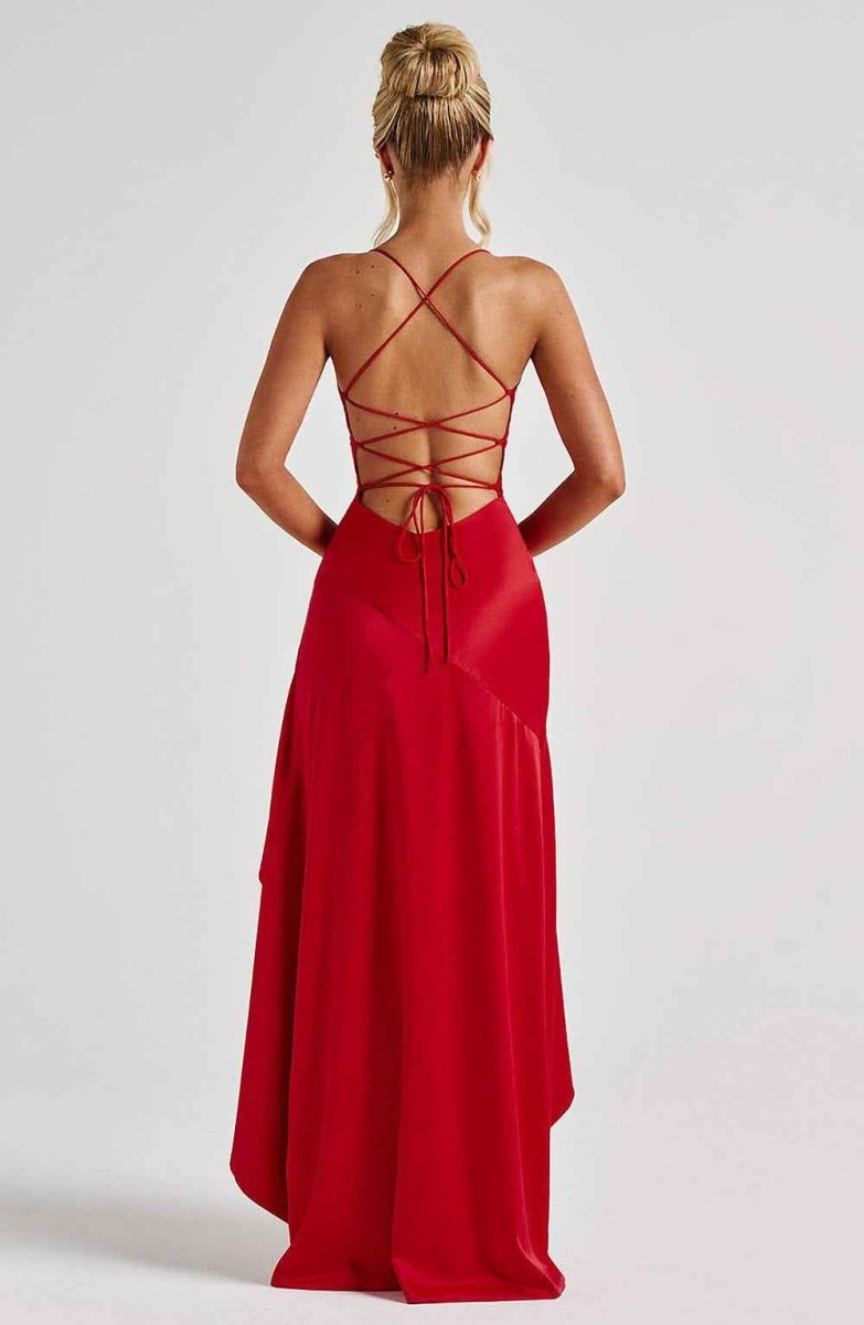 Maxikleid mit Rüschenabschluss