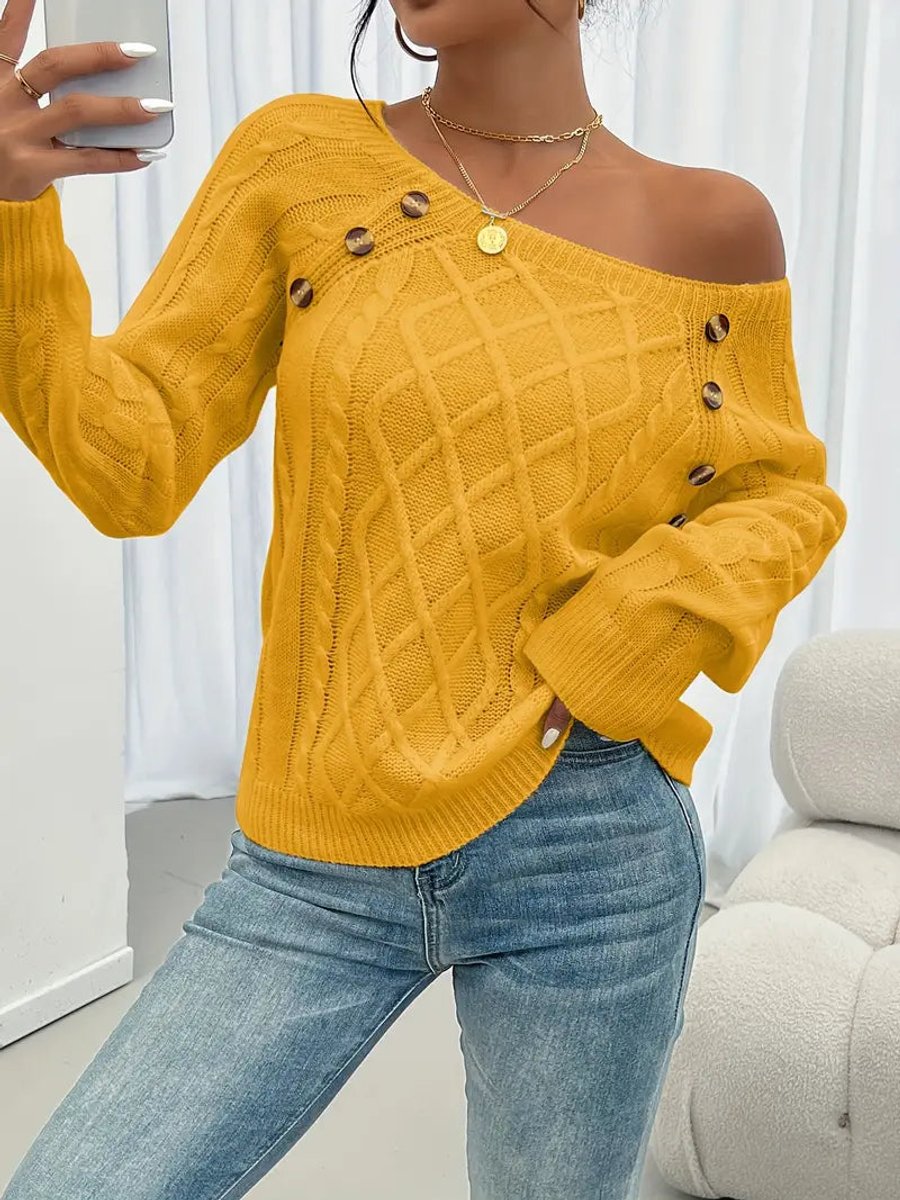 Michelle - Women's Jumper in Cable Knit with Button Front - photo 12