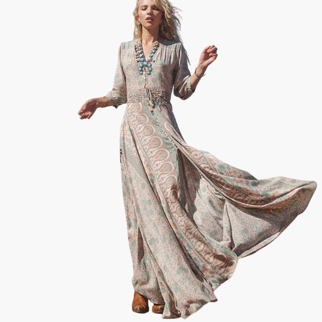 Pearl-May - Women's Maxi Dress in Boho Print with V-Neck - photo 2