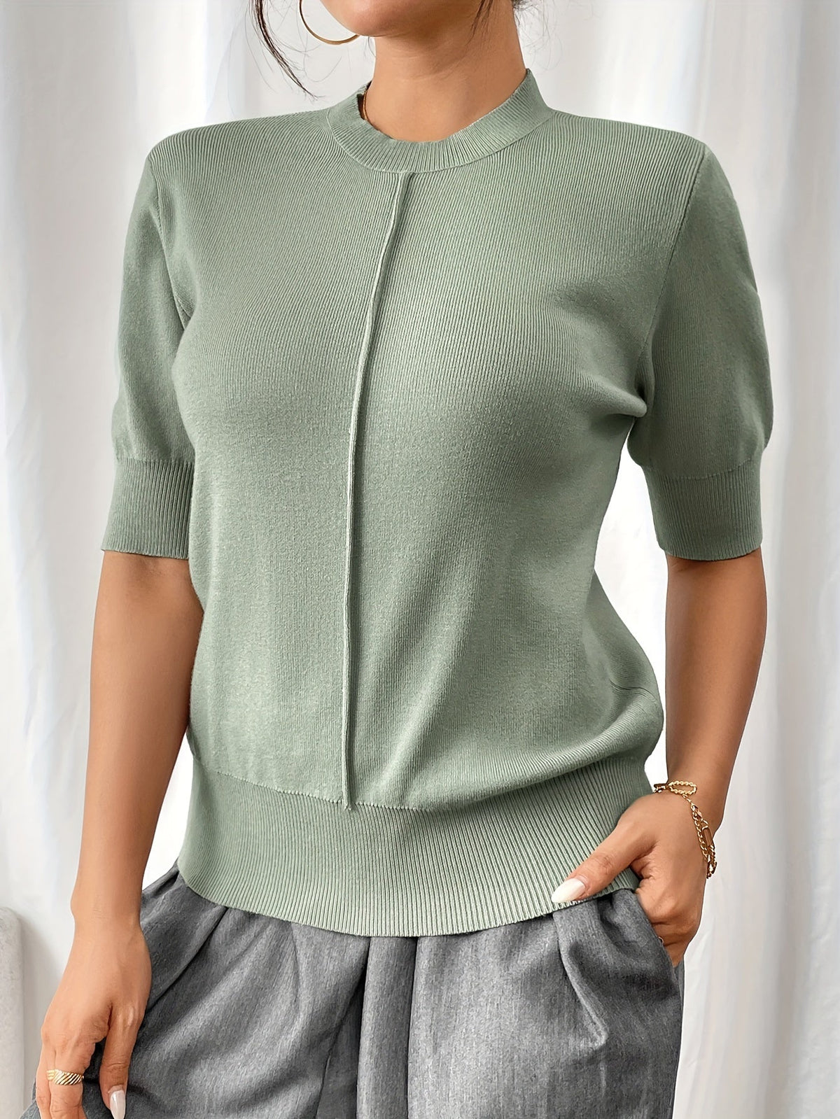 Posy - Women's Jumper in Knit with Short Sleeves - photo 1