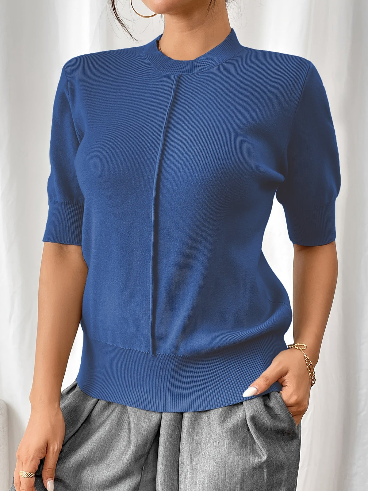 Posy - Women's Jumper in Knit with Short Sleeves - photo 4