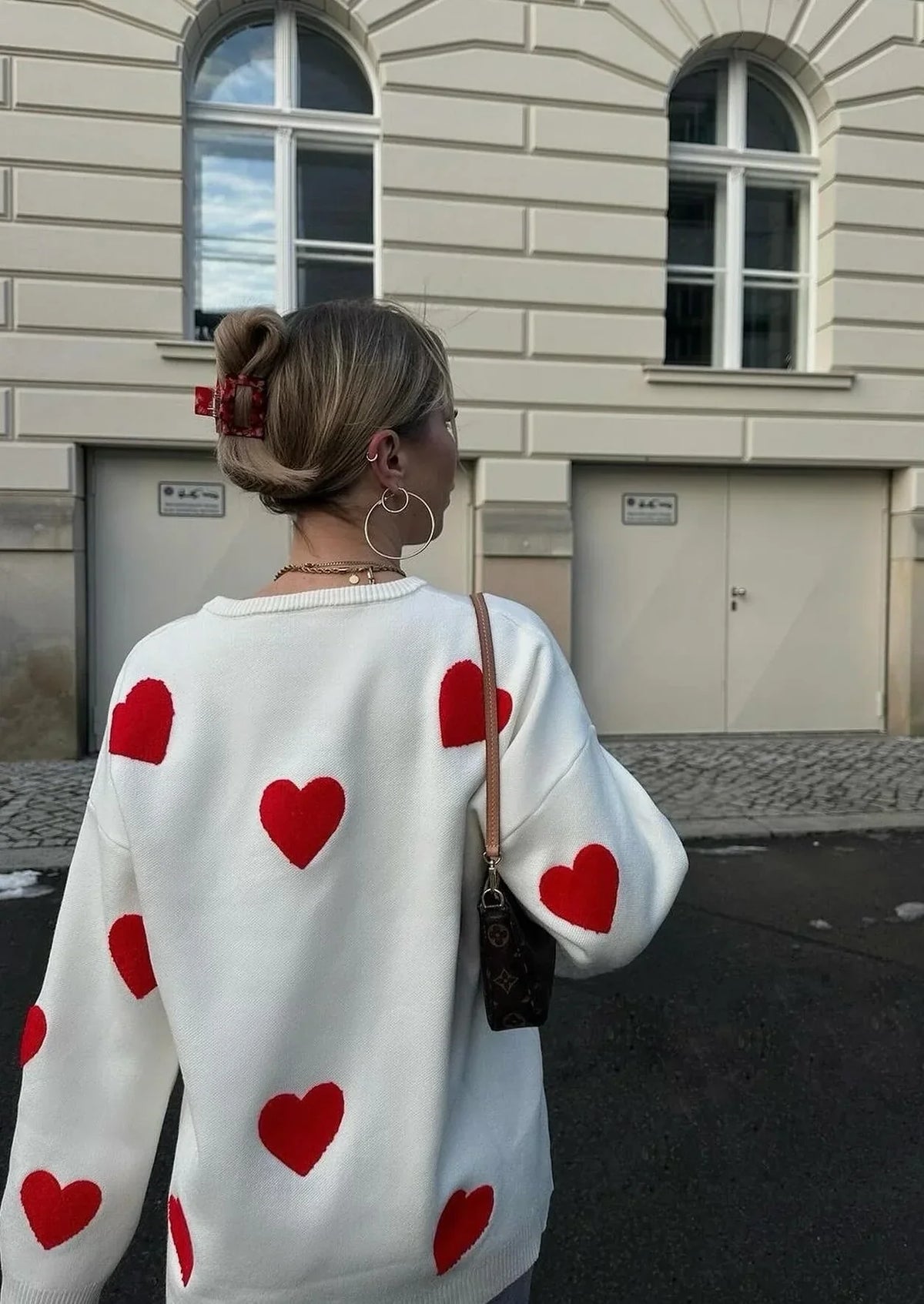 Queenie - Women's Heart Print Knit Jumper - photo 4