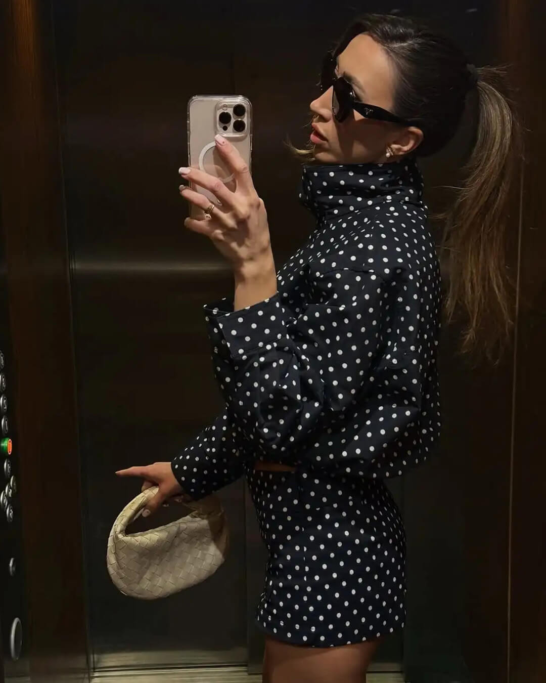 Riva - Women's Relaxed Jacket in Polka Dot Print with Ruching - photo 10