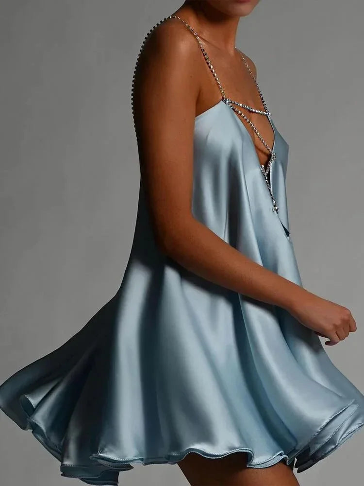 Lyra - Mini abito da sera con dettaglio catena da donna