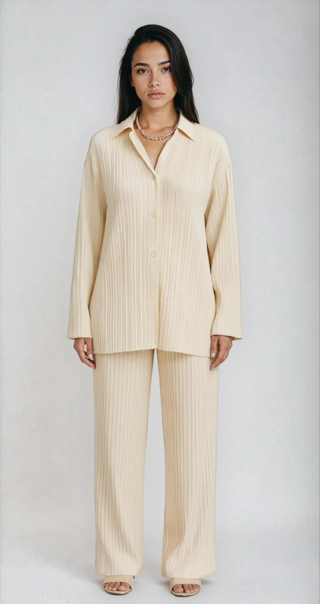 Runa - Women's Relaxed Two-Piece Set with Pleats - photo 1