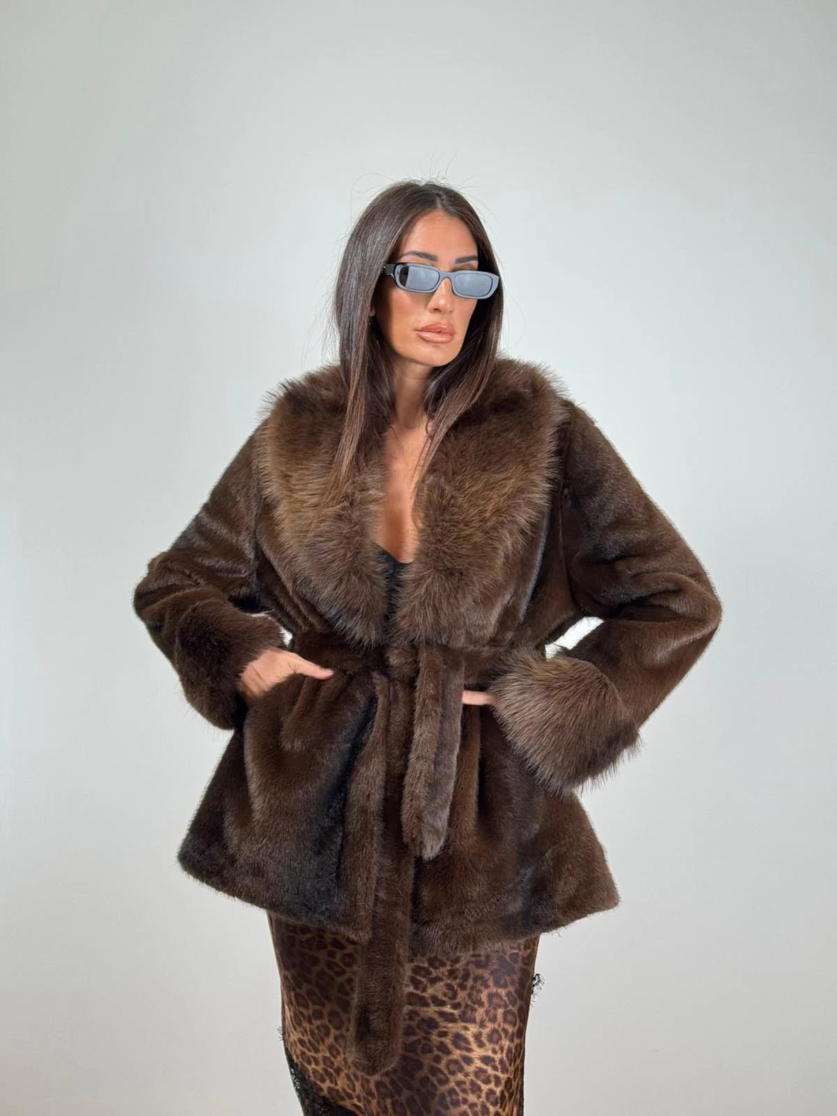 Sasha - Women's Relaxed Coat with Long Sleeves - photo 5