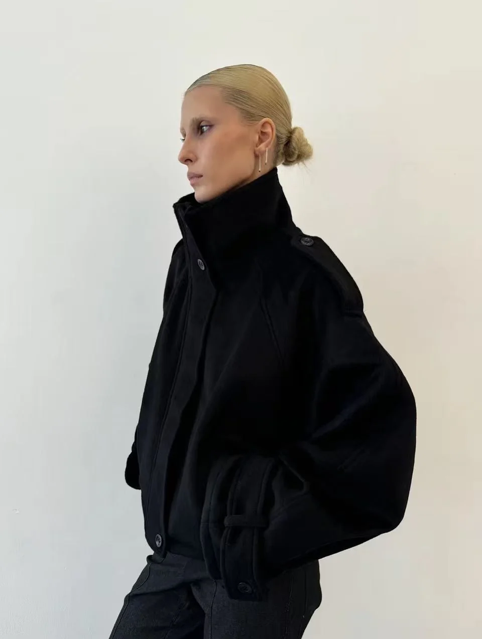Shona - Women's Relaxed Jacket with Button Front - photo 8