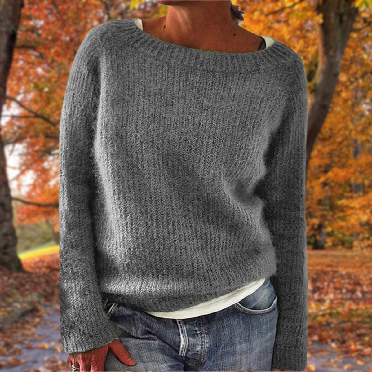 Simone - Women's Relaxed Jumper in Knit with Collar - photo 4