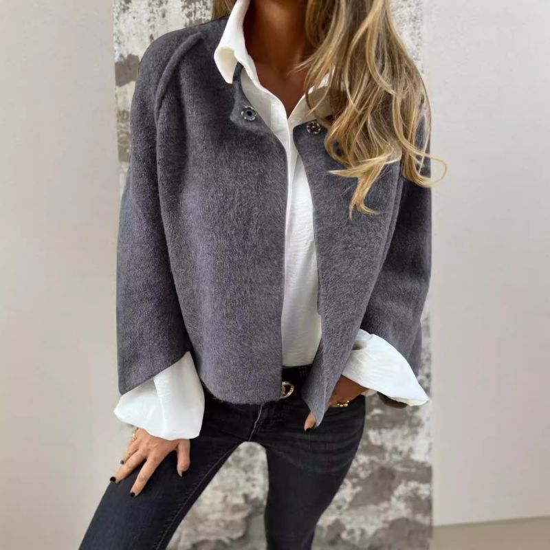 Lorraine - Women's Short Coat Timeless and Chic
