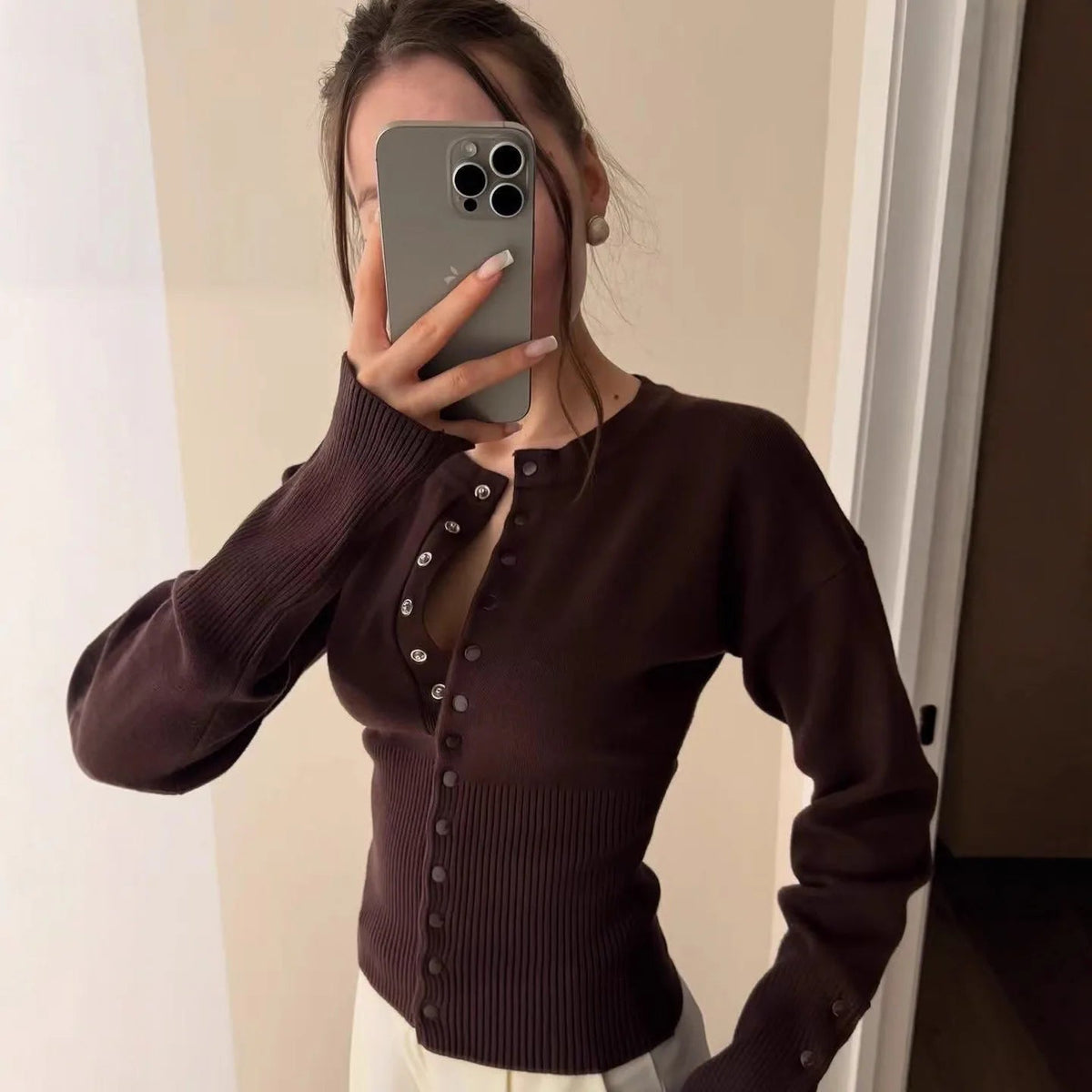 Thea - Women's Slim-Fit Cardigan with Button Front - photo 3