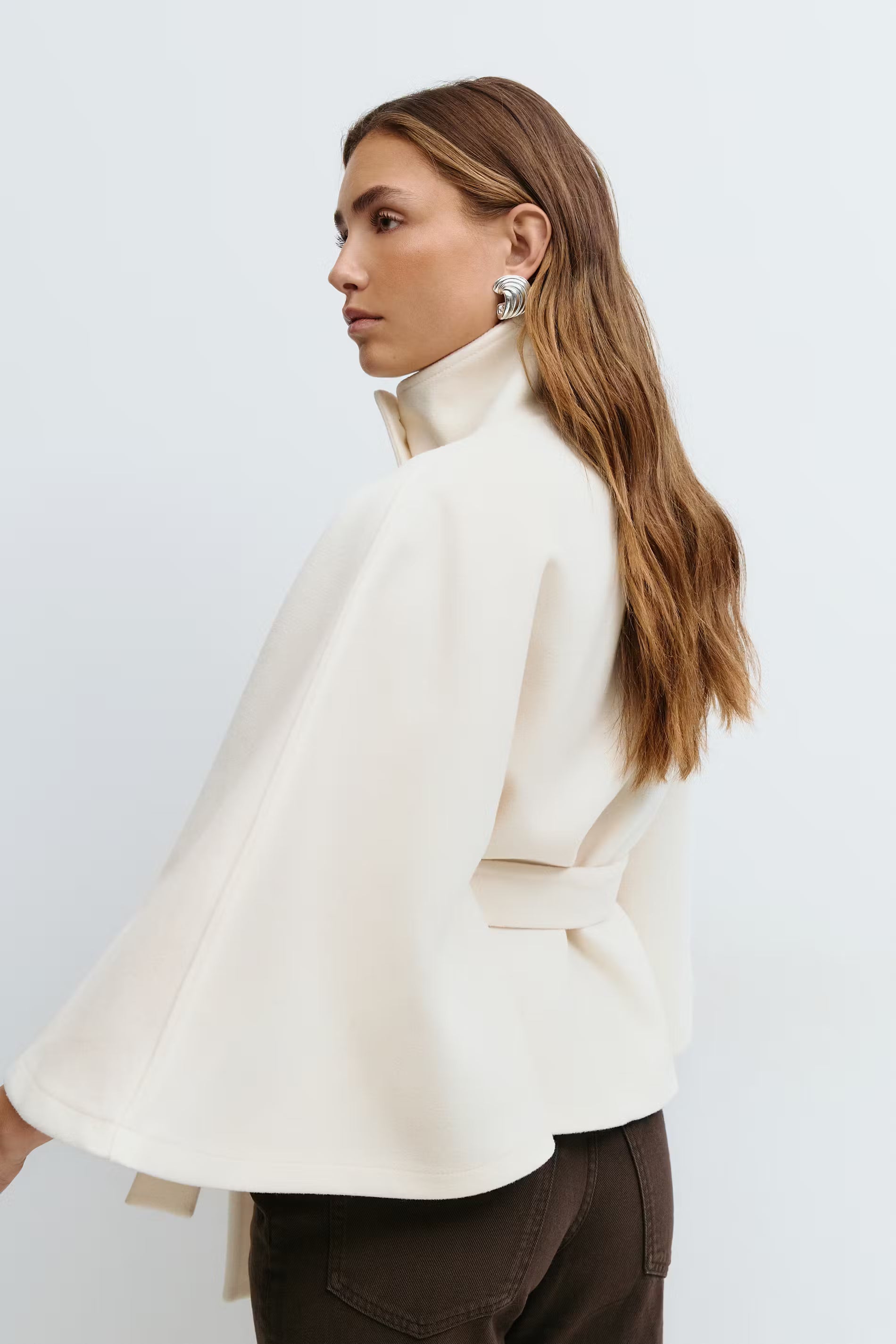 Toni - Women's Tie Waist Cape Coat - photo 3