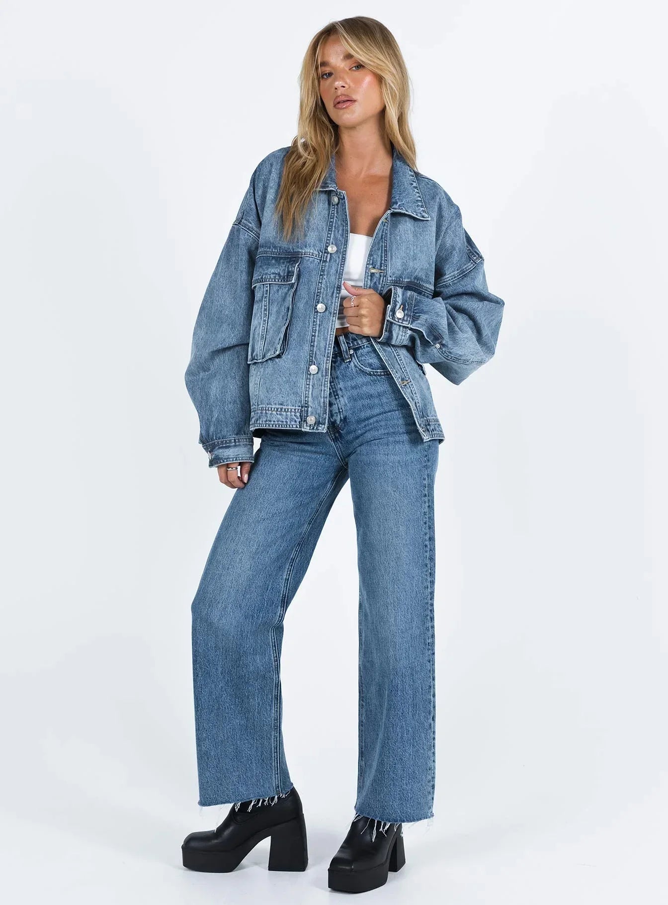 Blazer oversize in denim da donna con lavaggio vintage