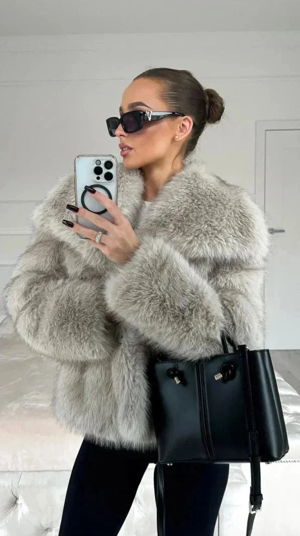 Women's Textured Blazer with Wide Collar