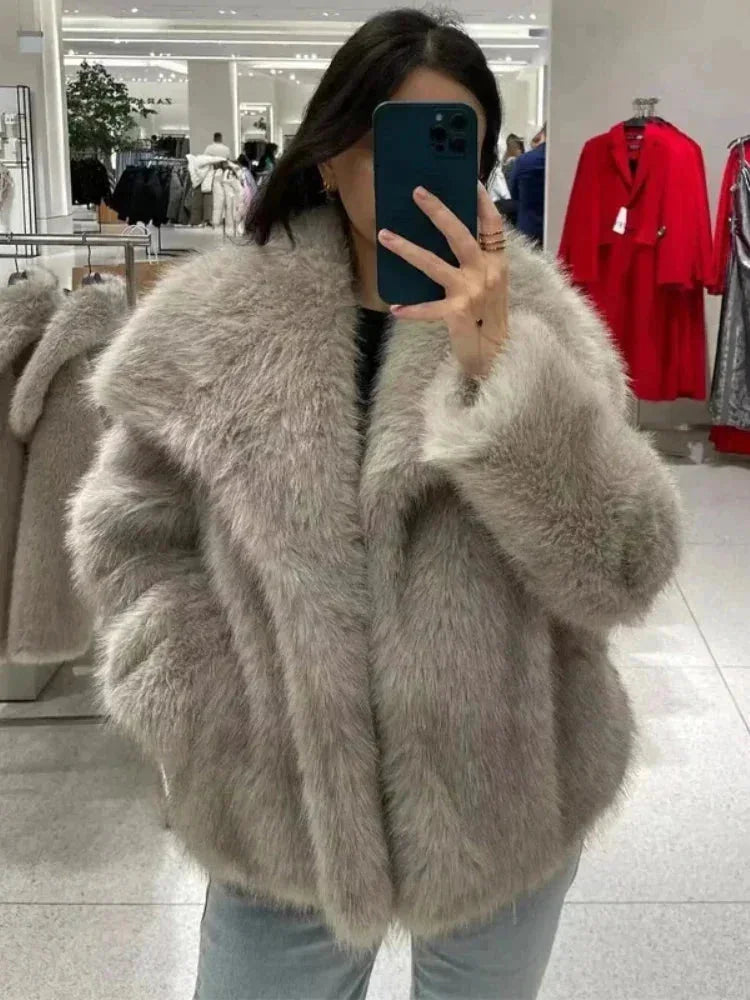 Women's Textured Blazer with Wide Collar