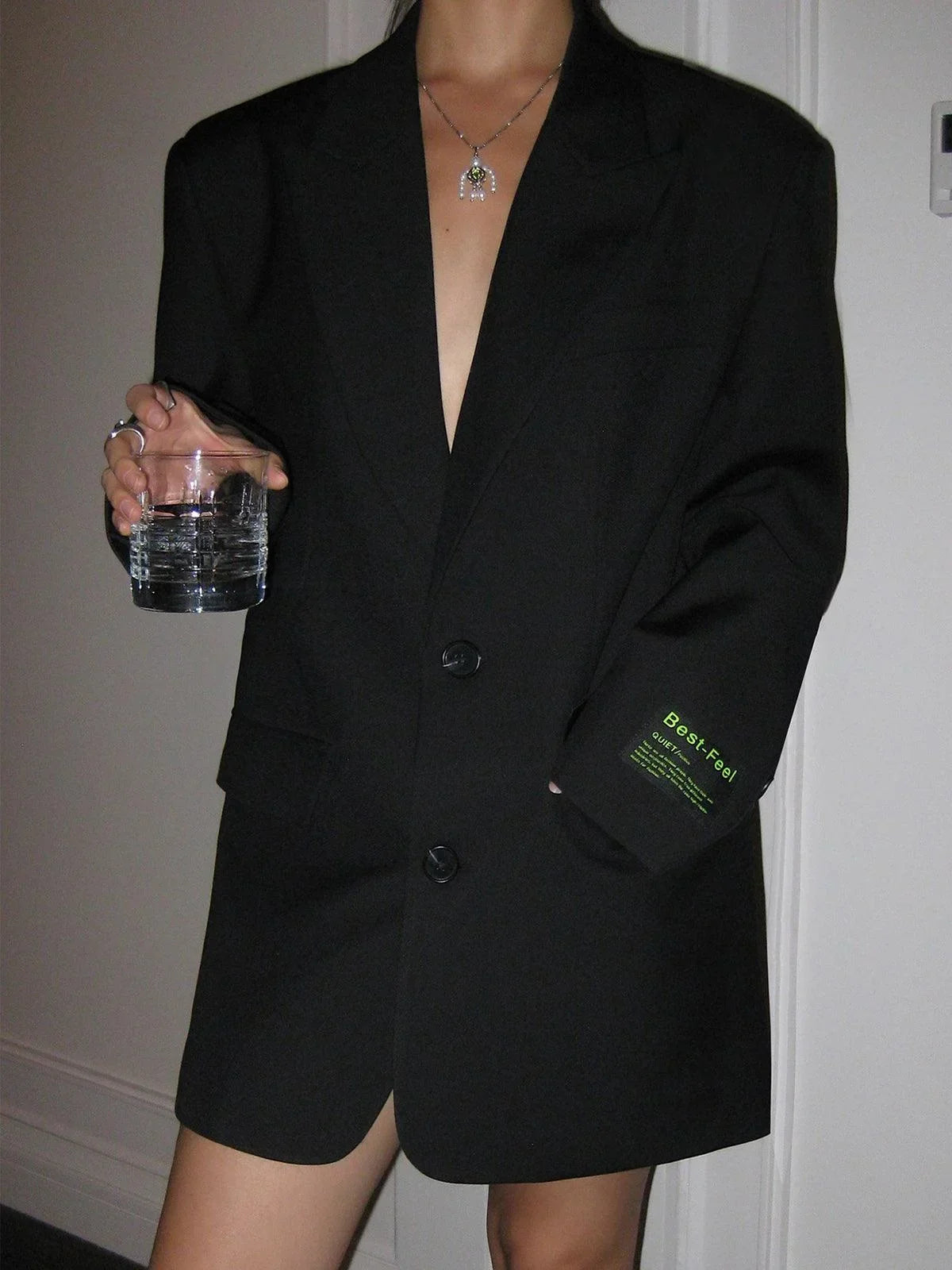 Vivienne - Women's Oversized Blazer with Button Front - photo 9
