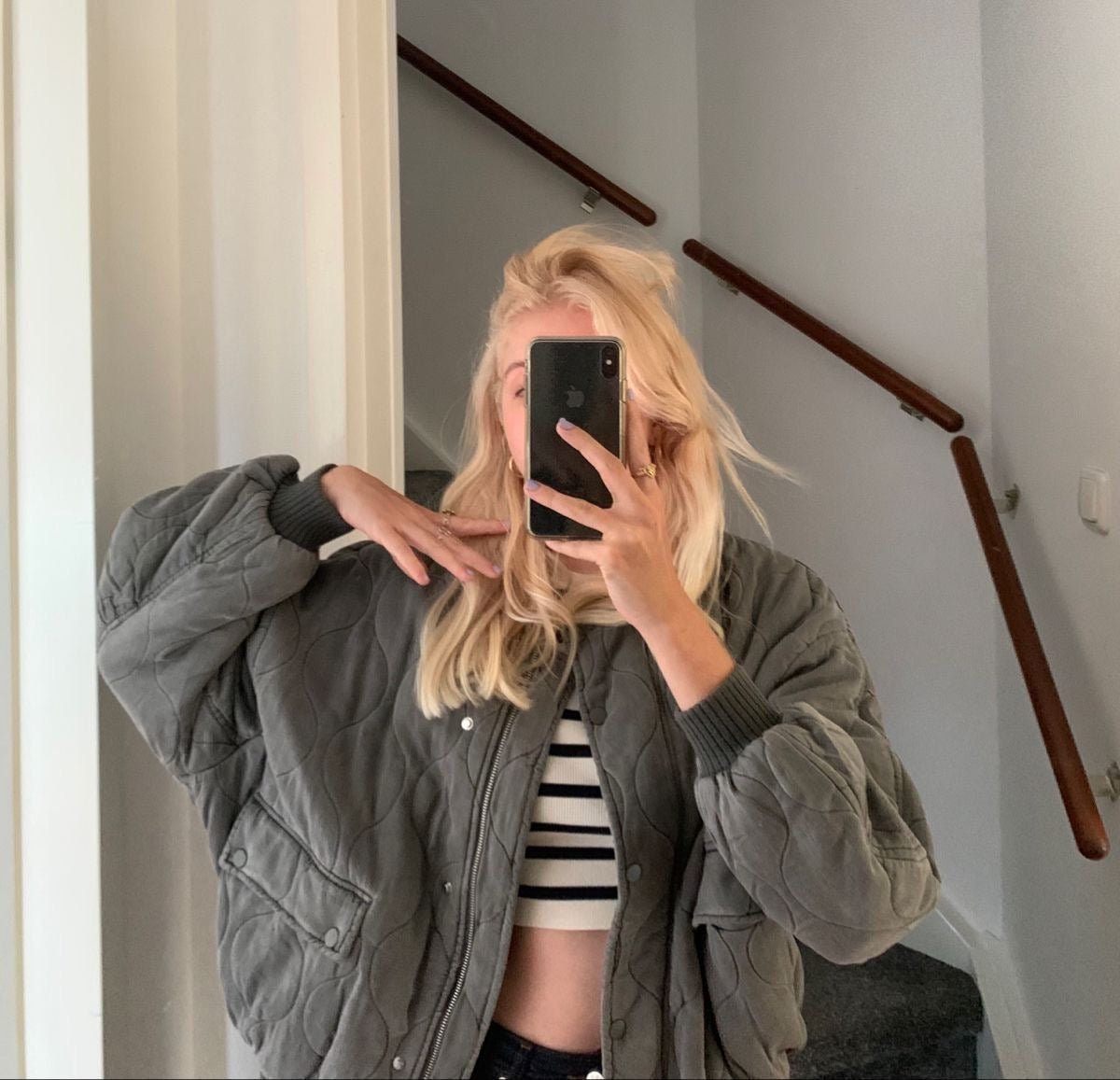 Willowby - Women's Relaxed Bomber Jacket in Quilted Finish - photo 8