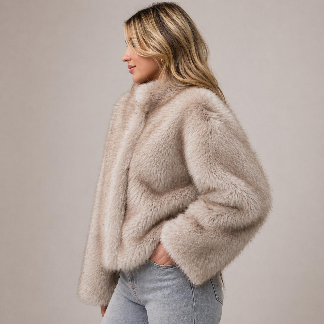Suzanne: chaqueta de piel sintética para mujer de corte holgado