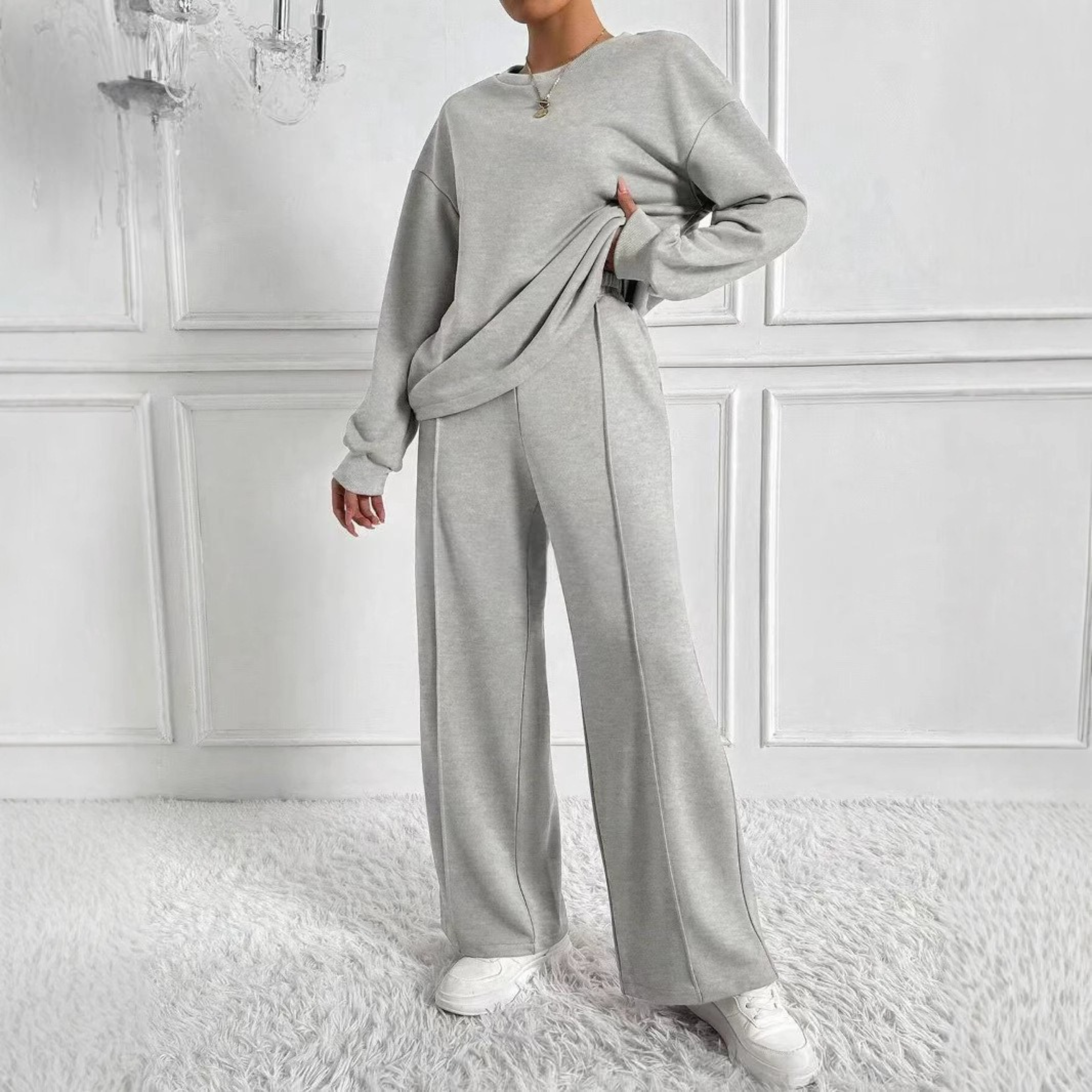 Elnora - Women's Relaxed Two-Piece Set in Long Sleeve Sweatshirt Pants - photo 5