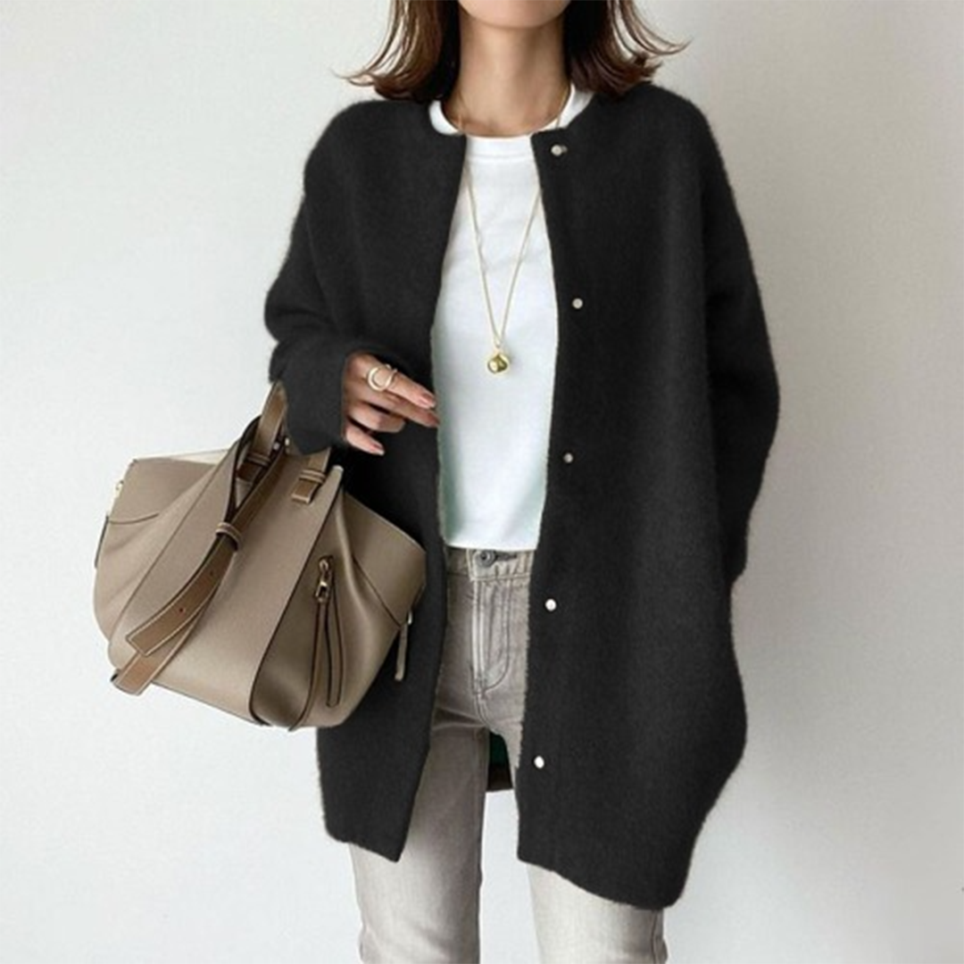 Noelene - Women's Relaxed Cardigan in Open Front Button-Up Knit - photo 4