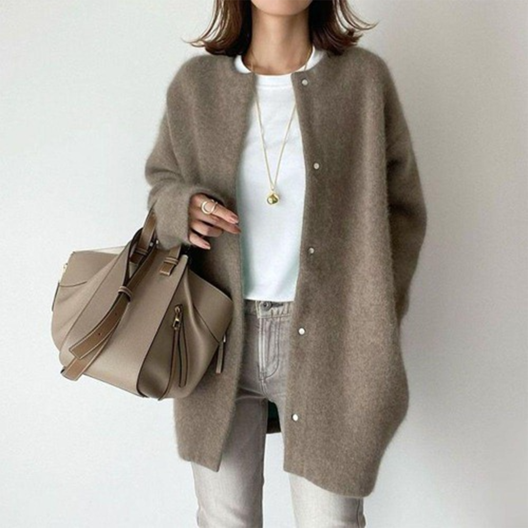 Noelene - Women's Relaxed Cardigan in Open Front Button-Up Knit - photo 7