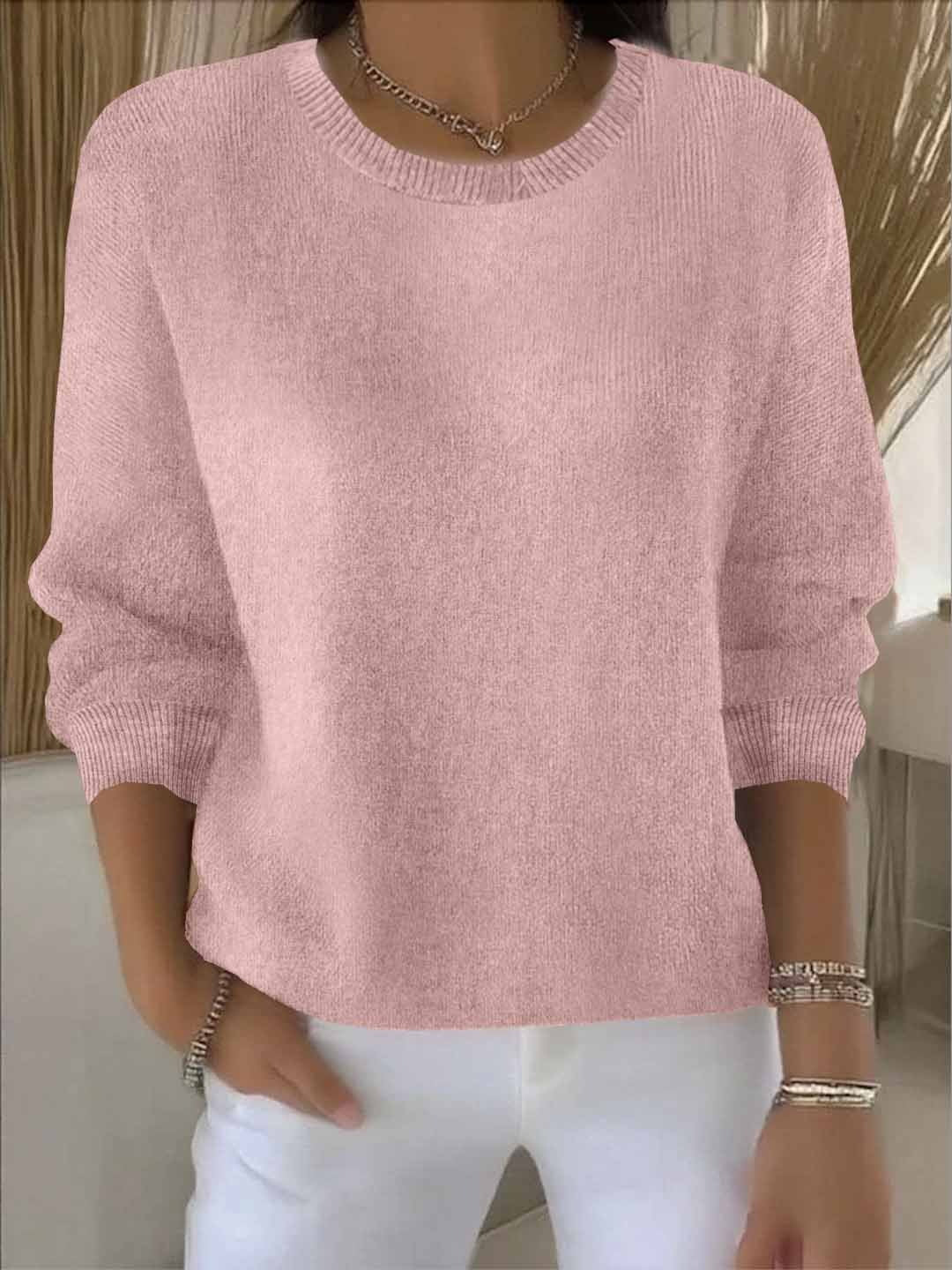 Minnie - Women's Relaxed Sweater in Classic Crew Neck Soft Knit - photo 2