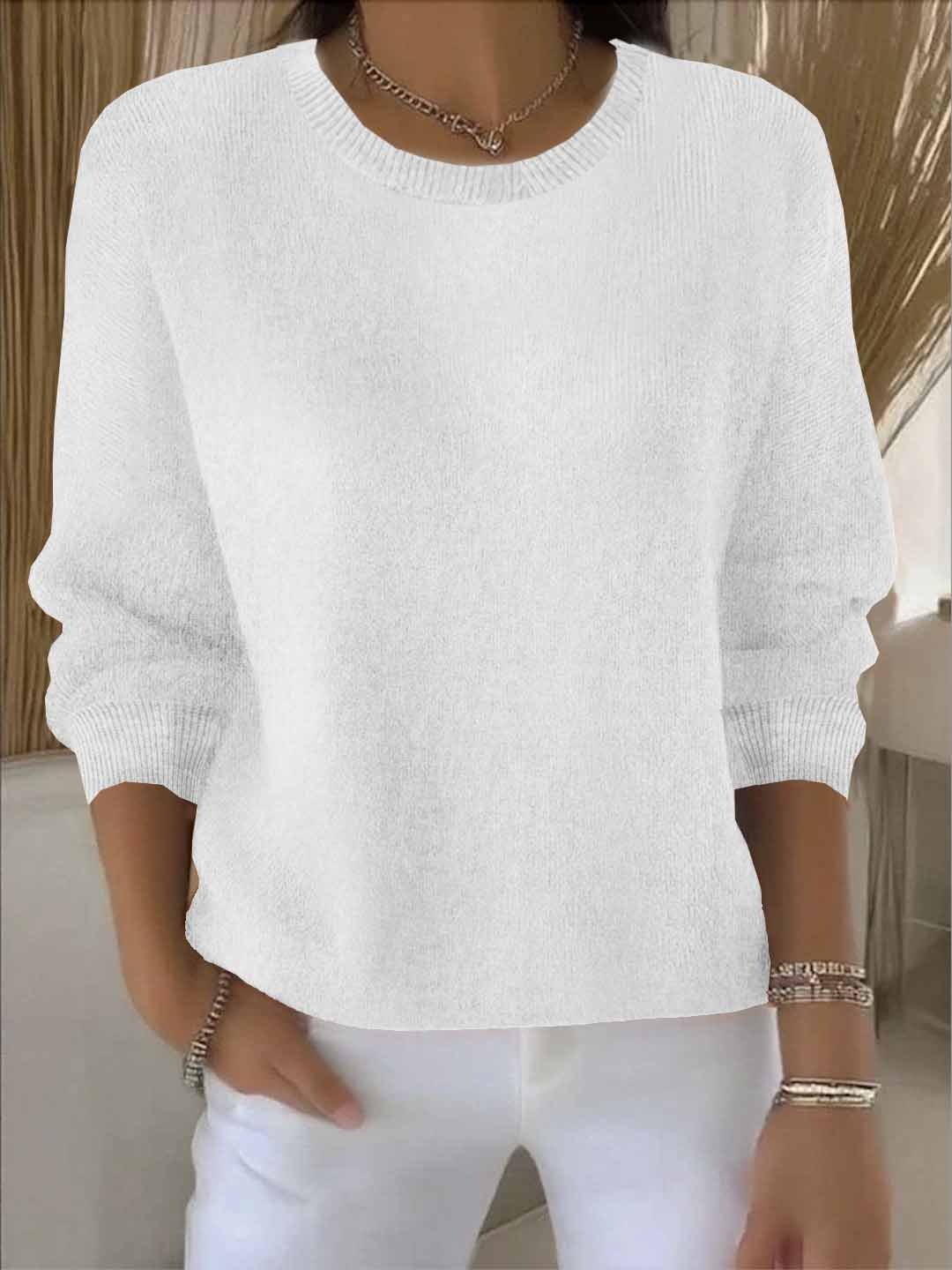Minnie - Women's Relaxed Sweater in Classic Crew Neck Soft Knit - photo 3
