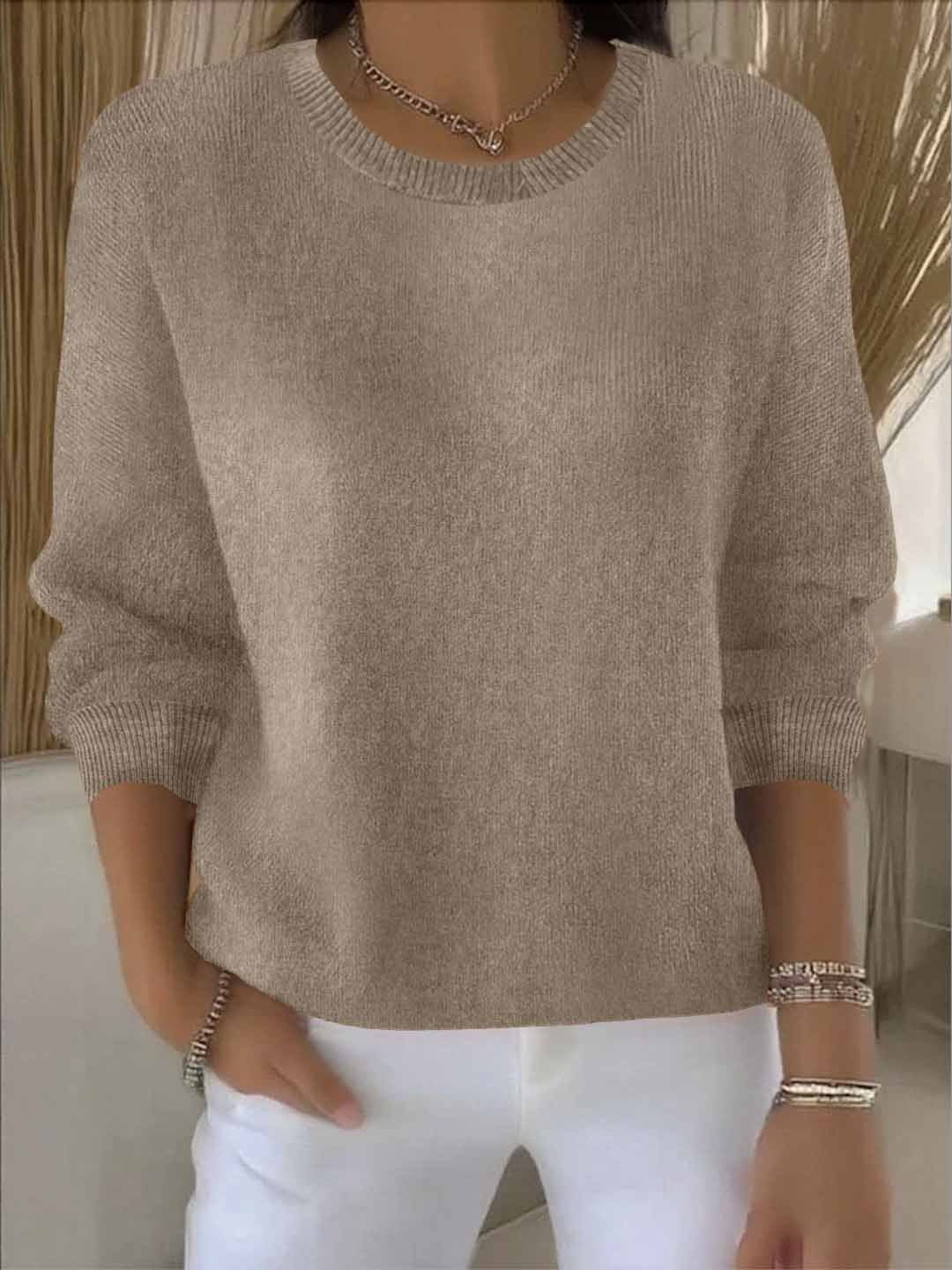 Minnie - Women's Relaxed Sweater in Classic Crew Neck Soft Knit - photo 5