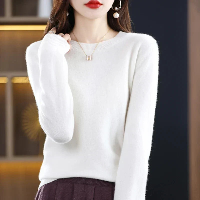 Nadene - Women's Slim Sweater in Elegant Classic Crew Neck - photo 7