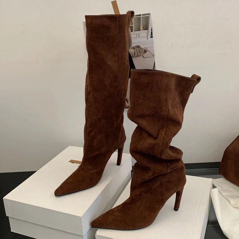 Debbie - Botas altas de ante para mujer, hasta la rodilla, con punta fina