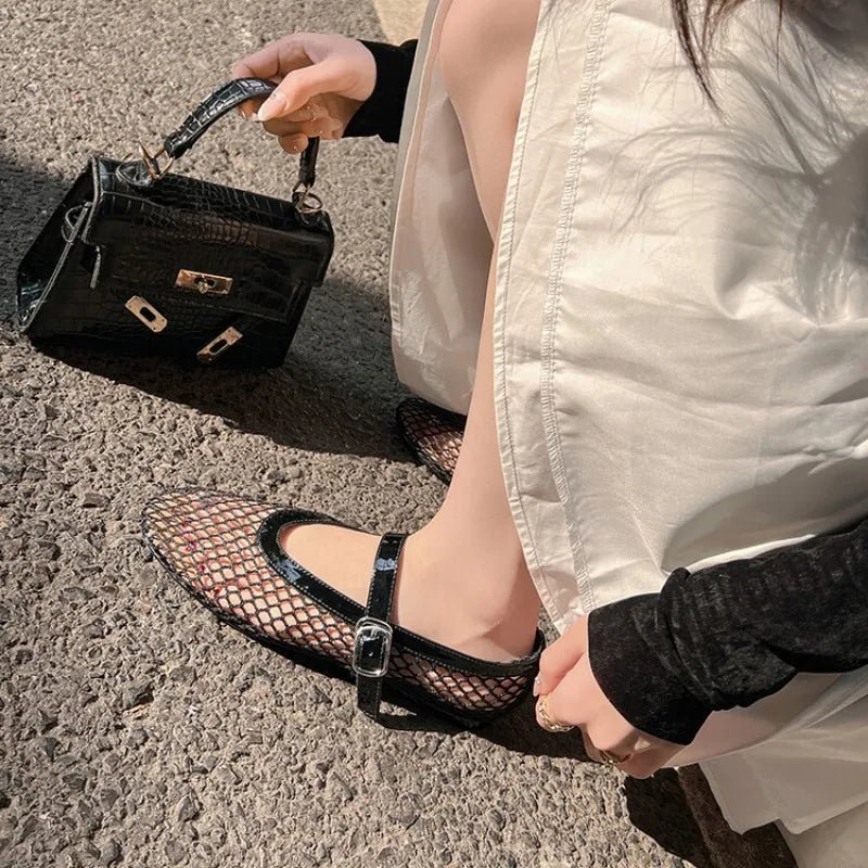 Ballerine in rete Celeste con cinturino e fibbia